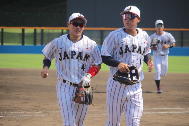 勝田成(近畿大)と繁永晟(中央大)