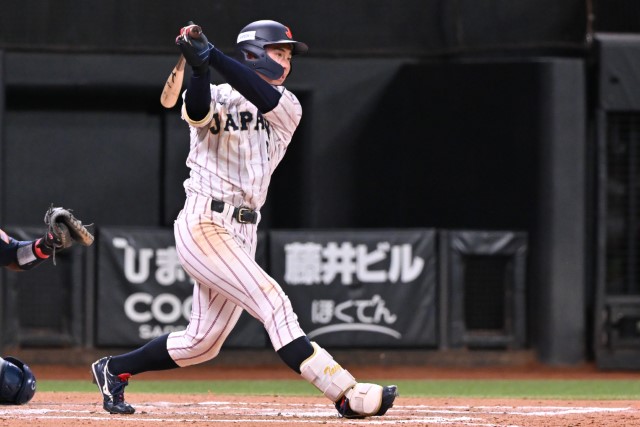 小島大河(明治大)は3安打2打点の活躍