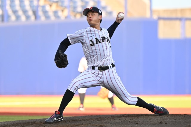 先発の毛利海大(明治大)