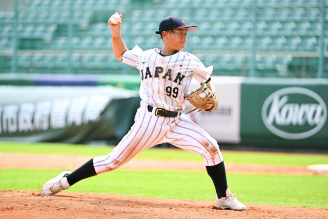 2番手の吉塚真之介(狭山西武ボーイズ)
