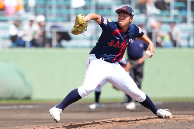 先発の下重賢慎(健大高崎)