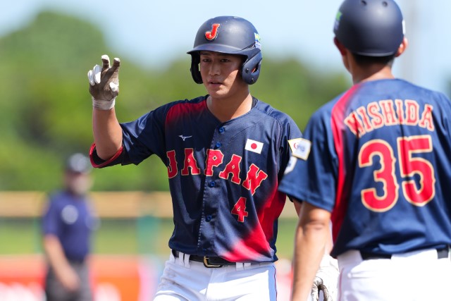 奥村凌大(横浜)のタイムリーで追加点