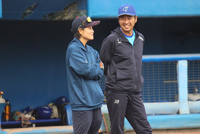 中島梨紗監督と中﨑雄太監督(エイジェック)