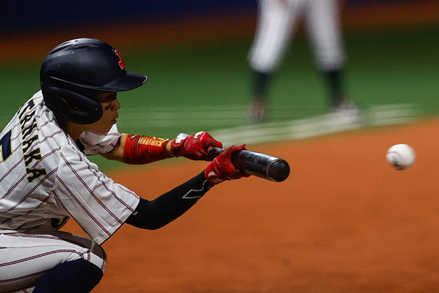 畑中ゆりあ(大阪体育大)のスクイズで先制